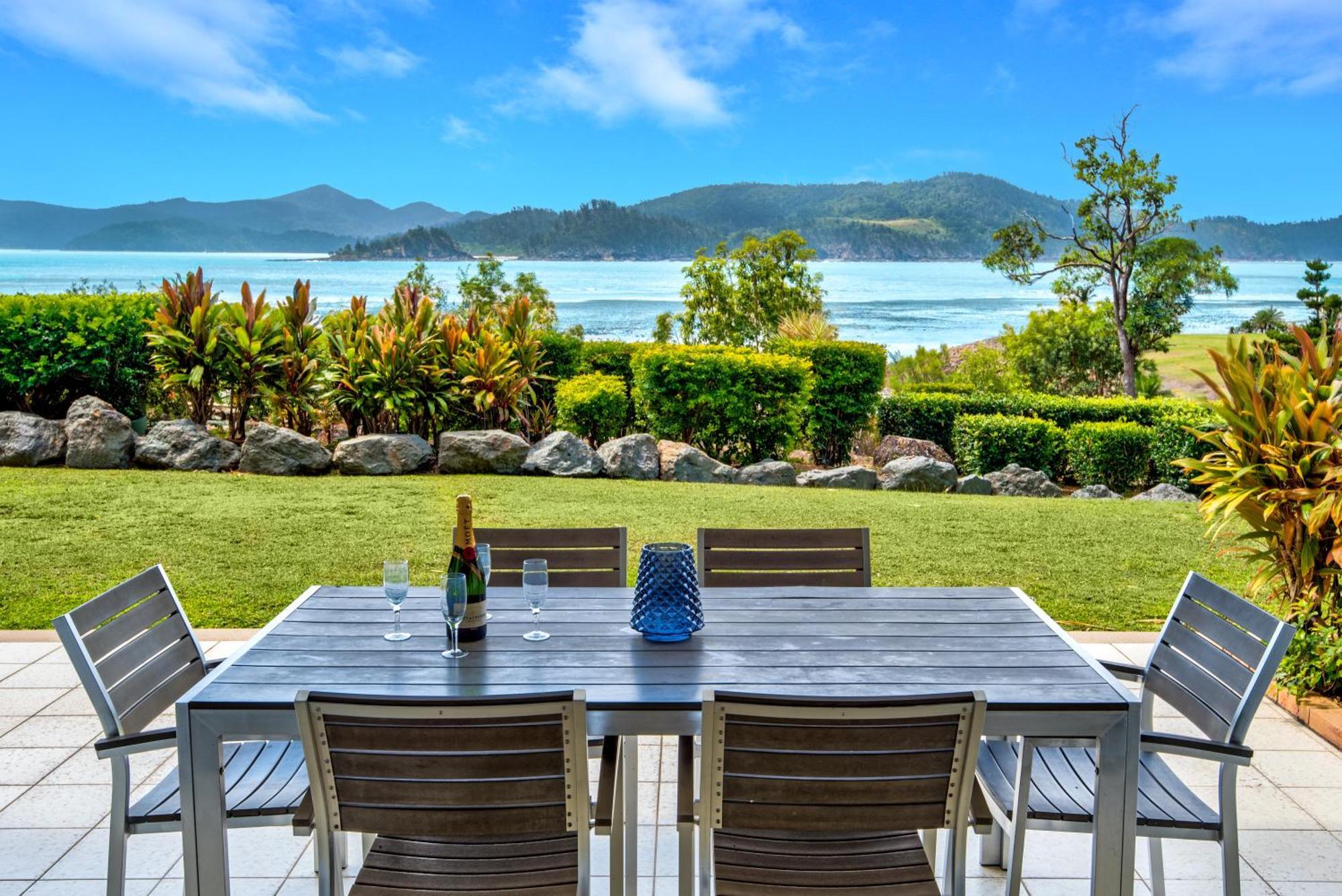 Frangipani Apartments On Hamilton Island By Hiha Exteriör bild