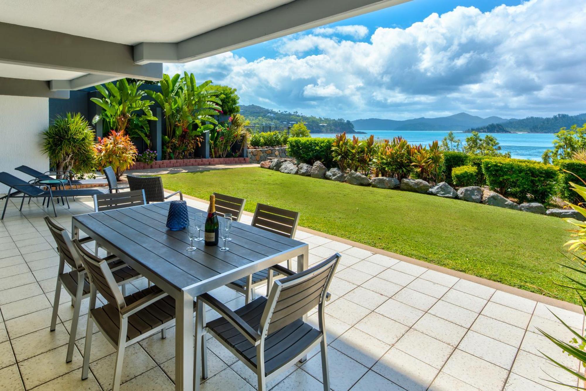 Frangipani Apartments On Hamilton Island By Hiha Exteriör bild