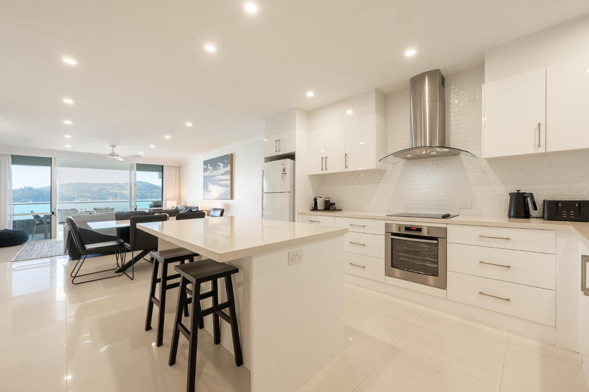 Frangipani Apartments On Hamilton Island By Hiha Exteriör bild